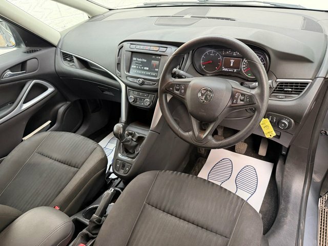 Vauxhall Zafira Tourer 2.0 Cdti Sri Euro 5 Silver #16
