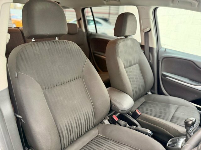 Vauxhall Zafira Tourer 2.0 Cdti Sri Euro 5 Silver #20