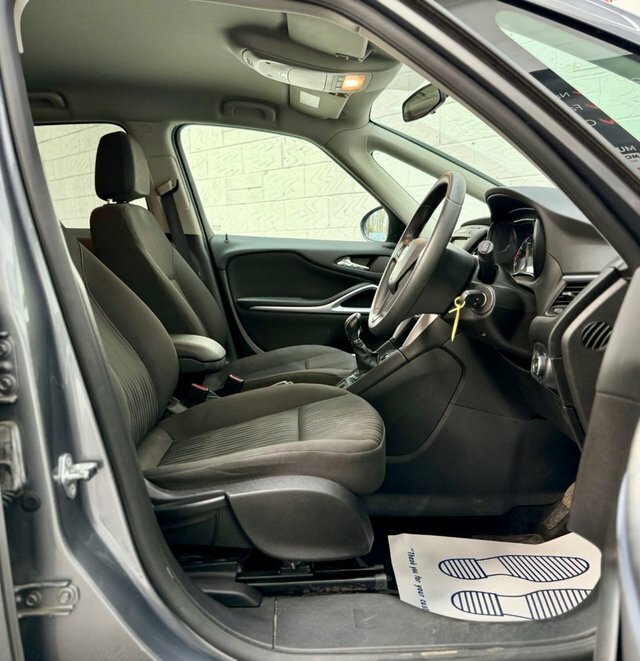 Vauxhall Zafira Tourer 2.0 Cdti Sri Euro 5 Silver #21