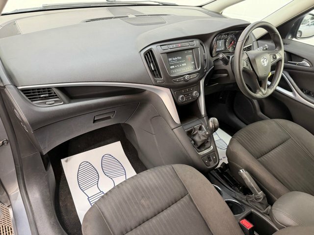 Vauxhall Zafira Tourer 2.0 Cdti Sri Euro 5 Silver #19