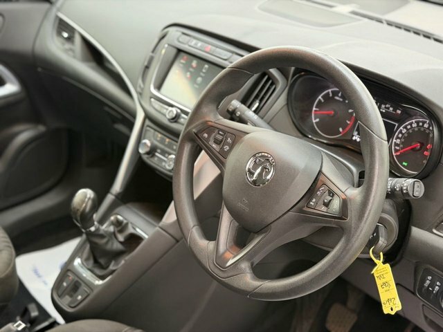 Vauxhall Zafira Tourer 2.0 Cdti Sri Euro 5 Silver #39