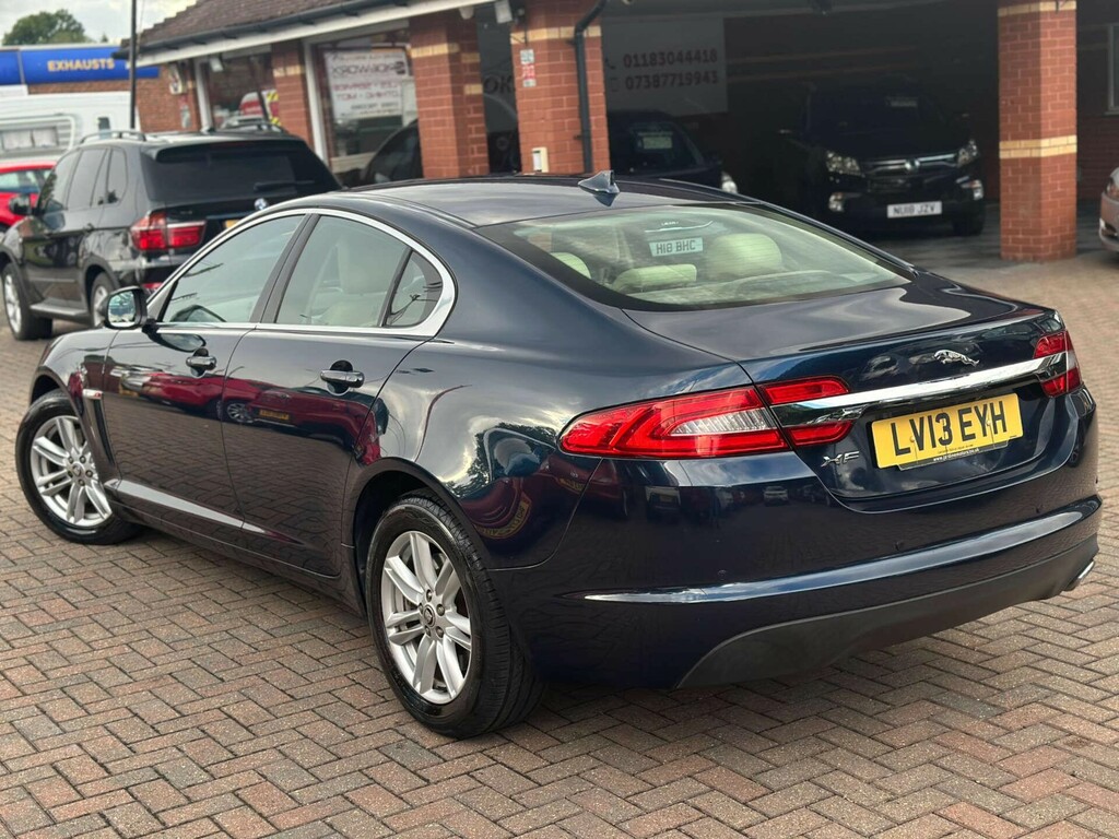 Jaguar XF 2.2 Luxury D Blue #3