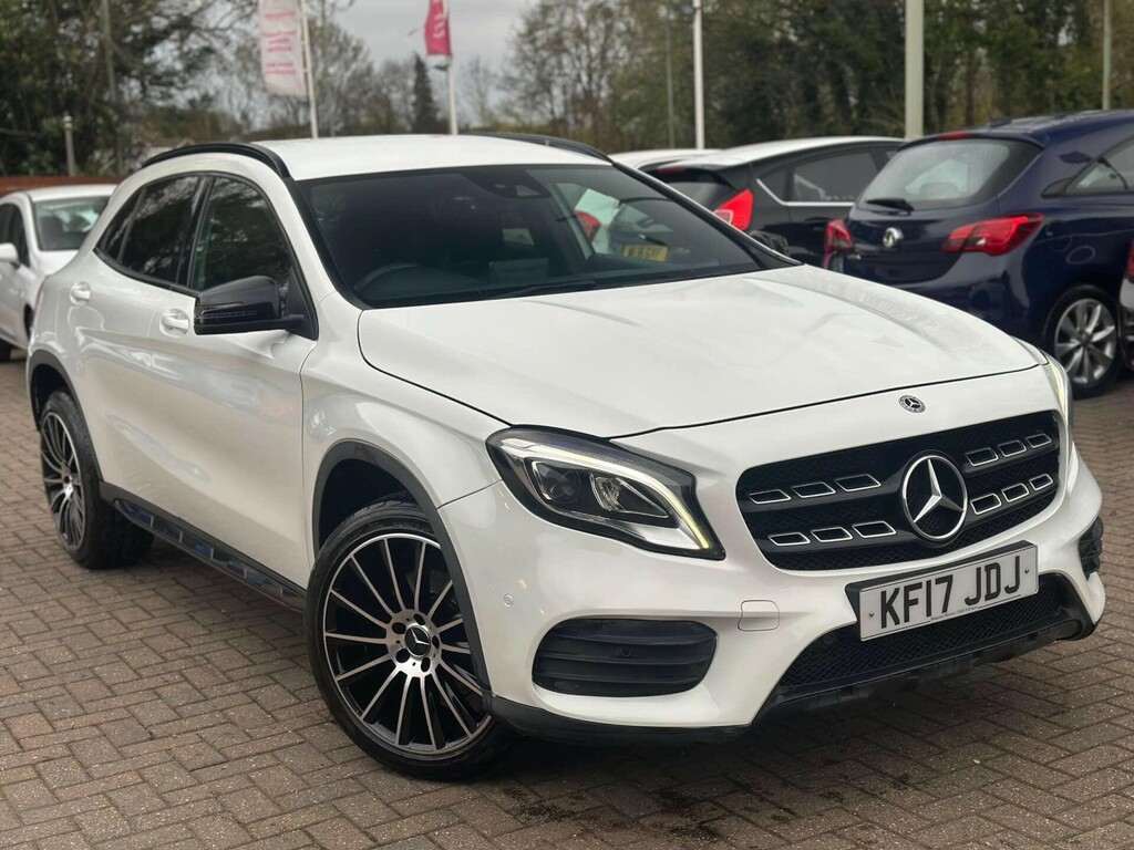 Mercedes-Benz GLA Class 2.1 Gla 220 Amg Line Premium D 4Matic 4Wd White