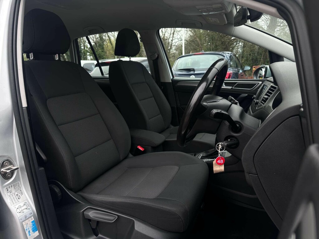 Volkswagen Golf SV 1.4 Se Tsi Silver #4