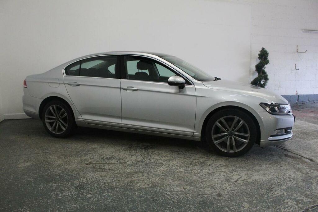 Volkswagen Passat Saloon 2.0 Tdi Bluemotion Tech Se Dsg Euro 6 Ss PL15AWP Silver #3