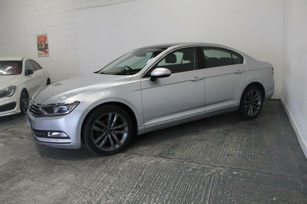 Volkswagen Passat Saloon 2.0 Tdi Bluemotion Tech Se Dsg Euro 6 Ss PL15AWP Silver #4