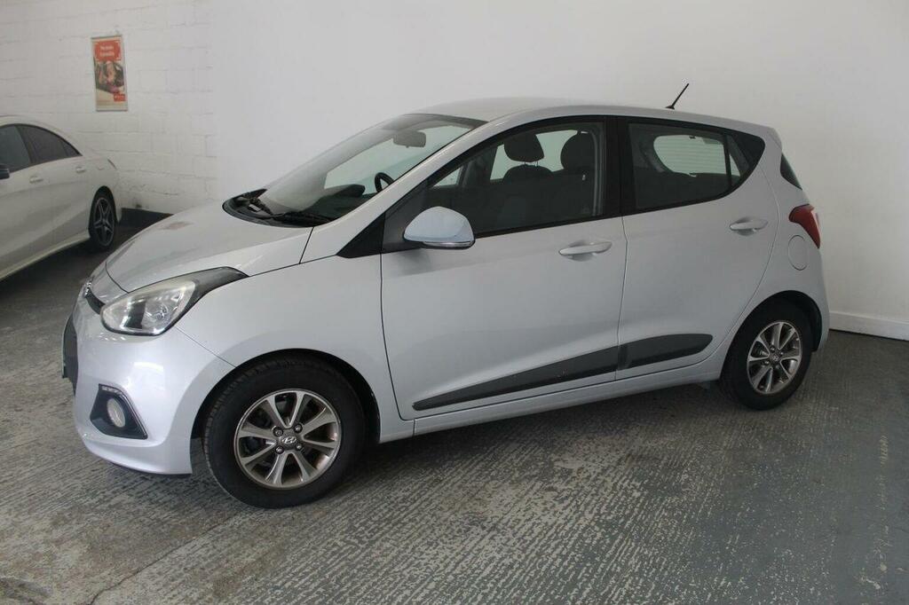 Hyundai I10 Hatchback 1.0 Premium Euro 5 201414 FD14NKS Silver #4