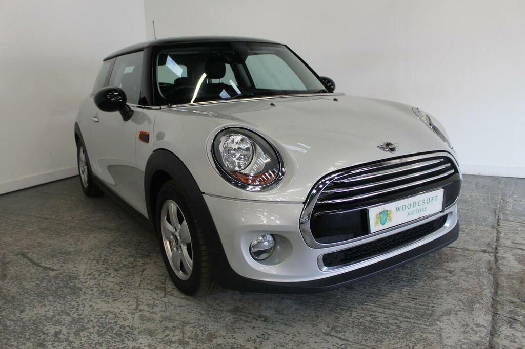Mini Hatch Hatchback 1.5 Cooper Euro 6 Ss 201414 Silver