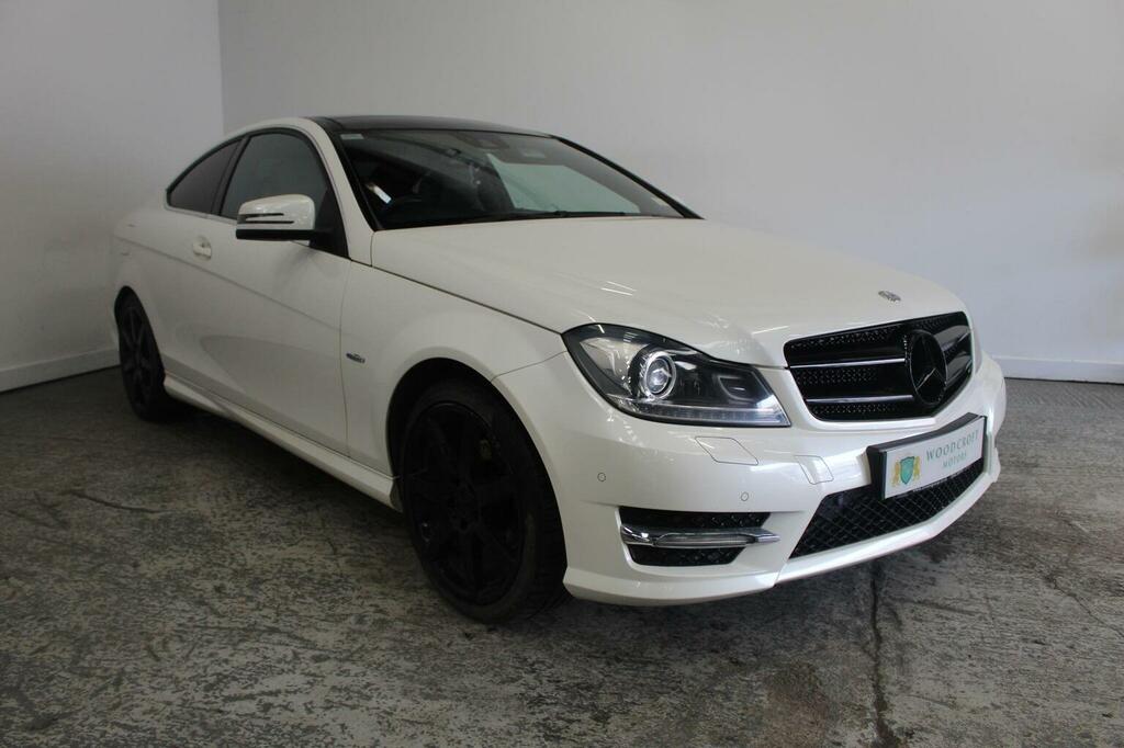 Mercedes-Benz C Class Coupe 2.1 C220 Cdi Blueefficiency Amg Sport G-tron White