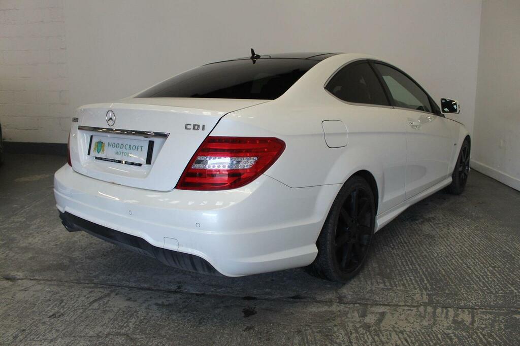 Mercedes-Benz C Class Coupe 2.1 C220 Cdi Blueefficiency Amg Sport G-tron SD12CCY White #6