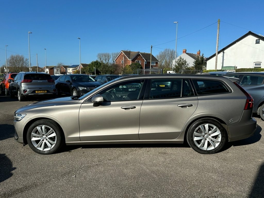 Volvo V60 2018 2.0 D4 Momentum Estate Euro 6 WA68JKV Grey #4
