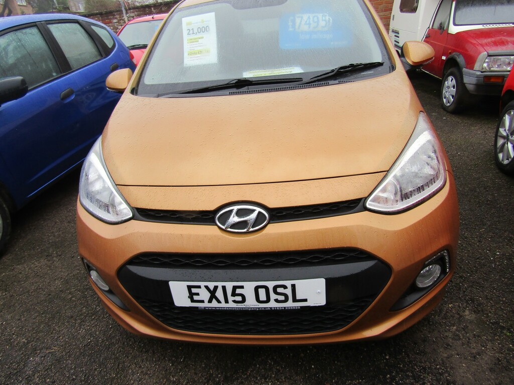 Hyundai I10 1.2 Premium One Lady Owner Only 21 000 Miles Fsh1 Orange #2