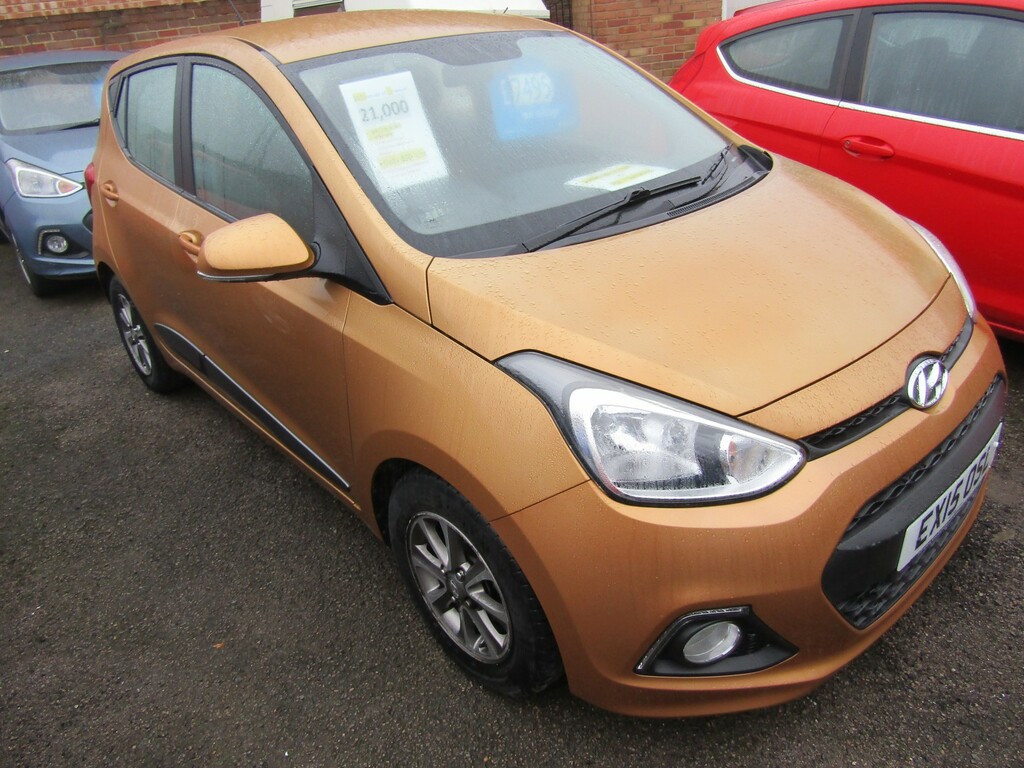 Hyundai I10 1.2 Premium One Lady Owner Only 21 000 Miles Fsh1 Orange