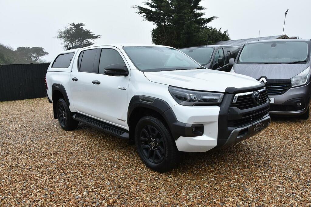 Toyota HILUX 2.8 D-4d-h Invincible X 4Wd Euro 6 White #5