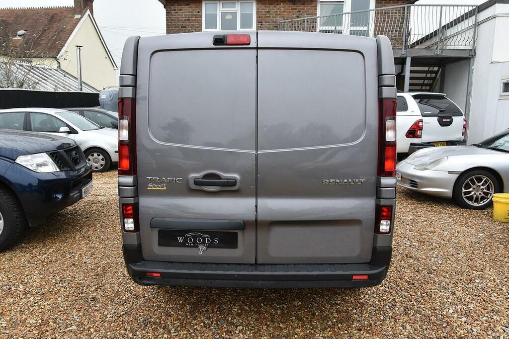 Renault Trafic 1.6 Dci Energy 27 Sport Nav Swb Standard Roof Euro FH18PZB Grey #5