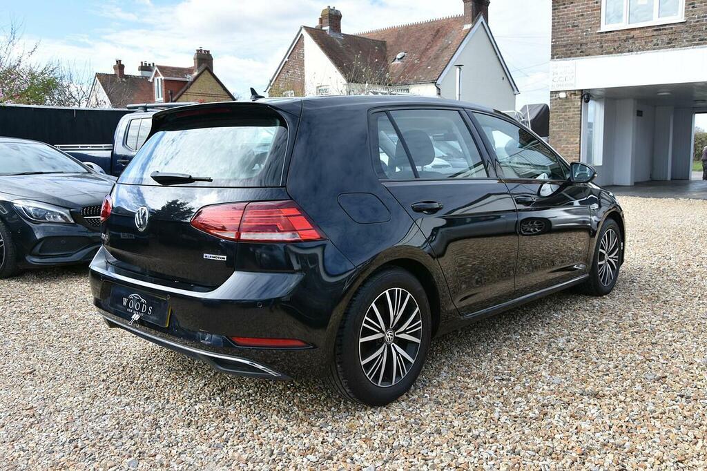 Volkswagen Golf 1.5 Tsi Evo Se Nav Dsg Euro 6 Ss VA68KKG Black #4