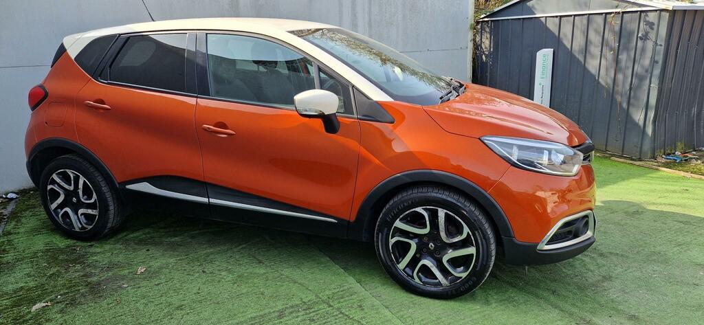 Renault Captur Dynamique S Nav Dci SE16WKJ Brown #4