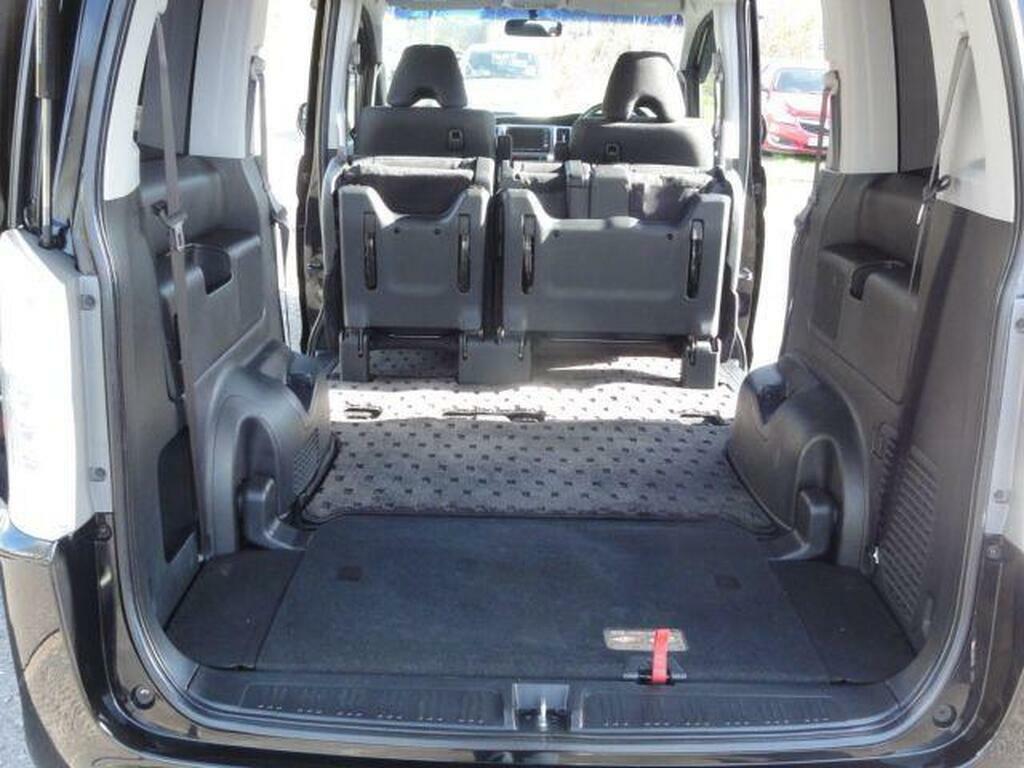 Honda StepWagon Spada Fresh Import 2.0 Black #3