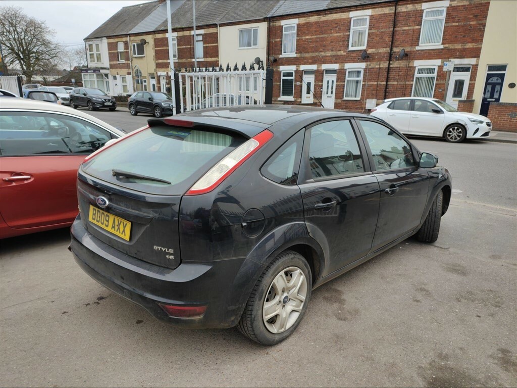 Ford Focus 1.6 Style BD09AXX Black #3
