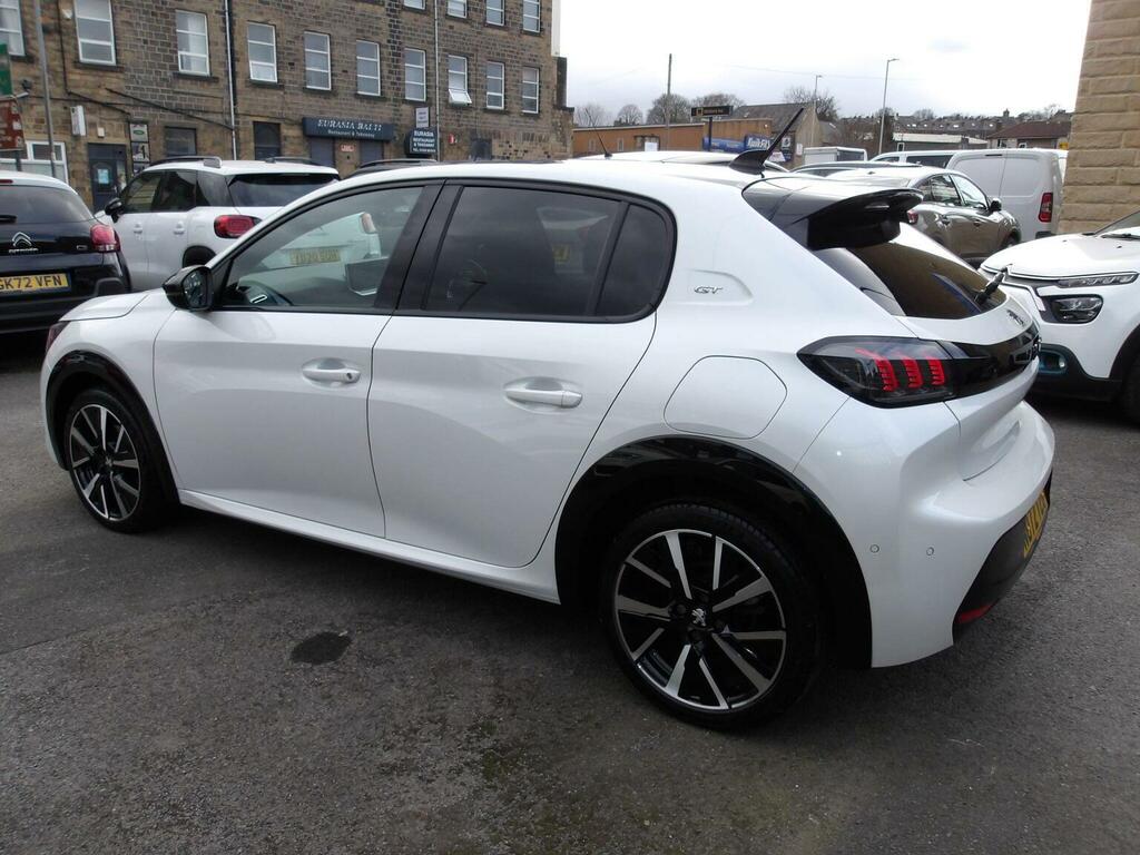 Peugeot 208 1.2 Puretech Gt Premium Euro 6 Ss NU72TZG White #5