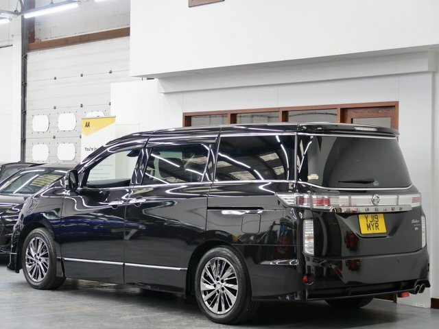 Nissan Elgrand V6 Rider Autec Edition Black #4