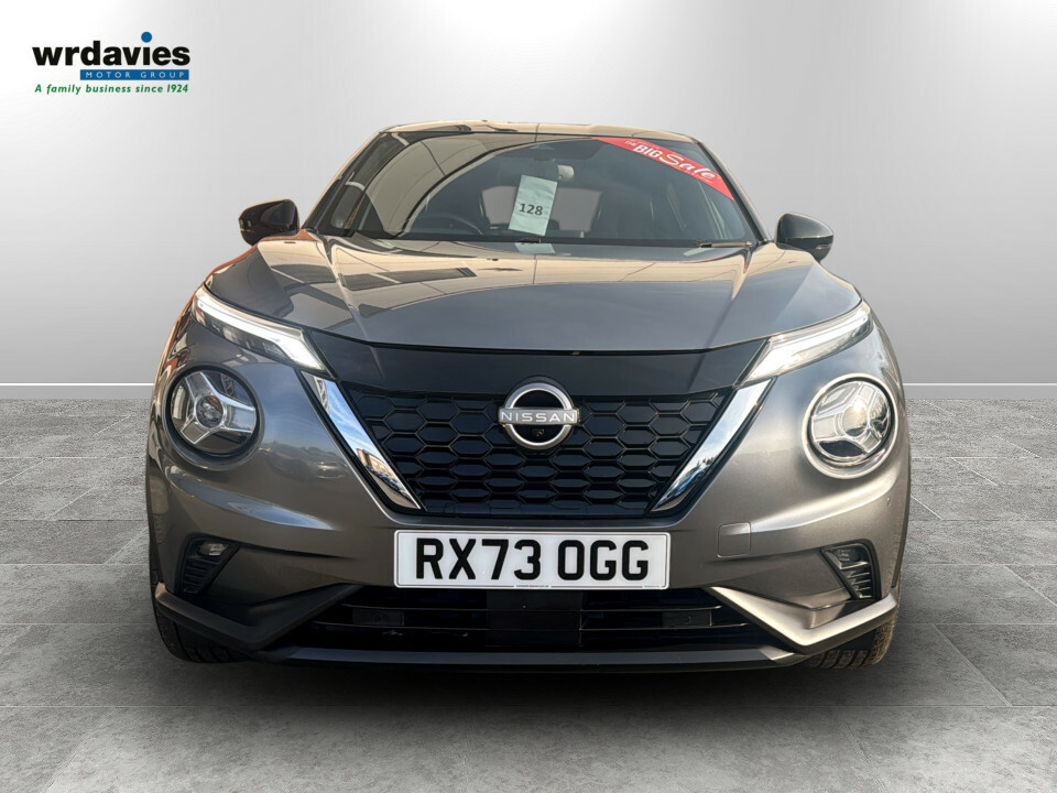 Nissan Juke 1.6 Hybrid Tekna RX73OGG Grey #2