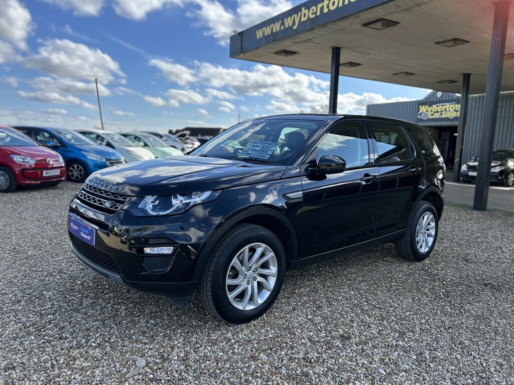 Land Rover Discovery Sport Suv 2.0 Td4 Se Tech 2019 DN19VGV Black #3