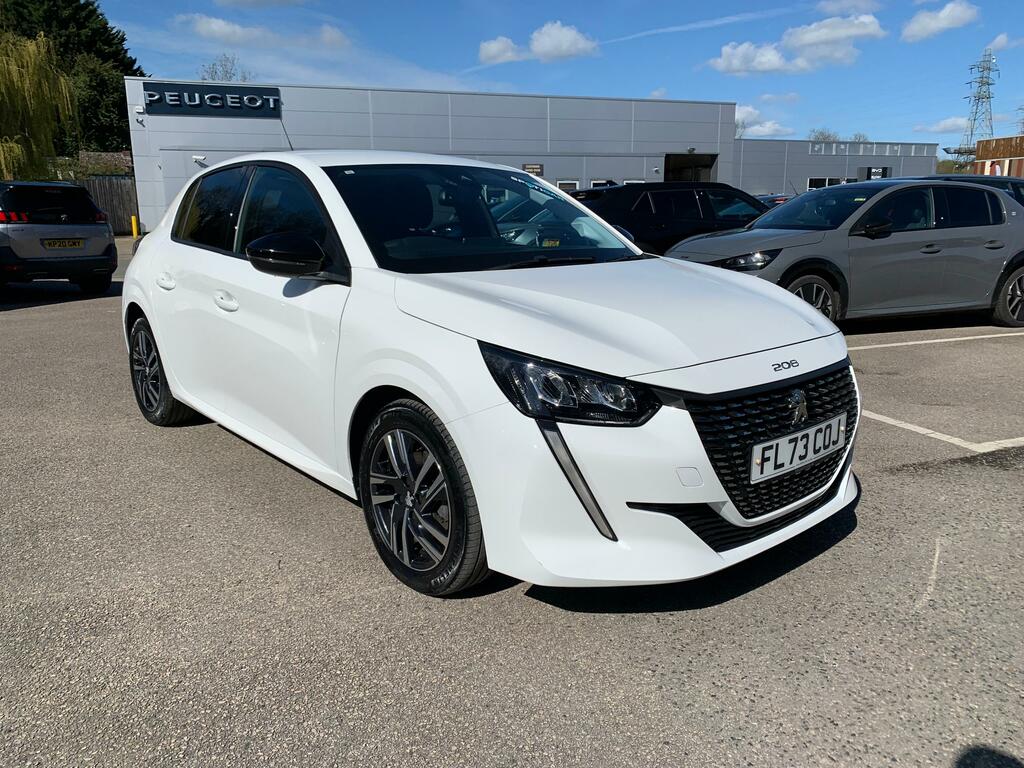 Peugeot 208 Petrol White