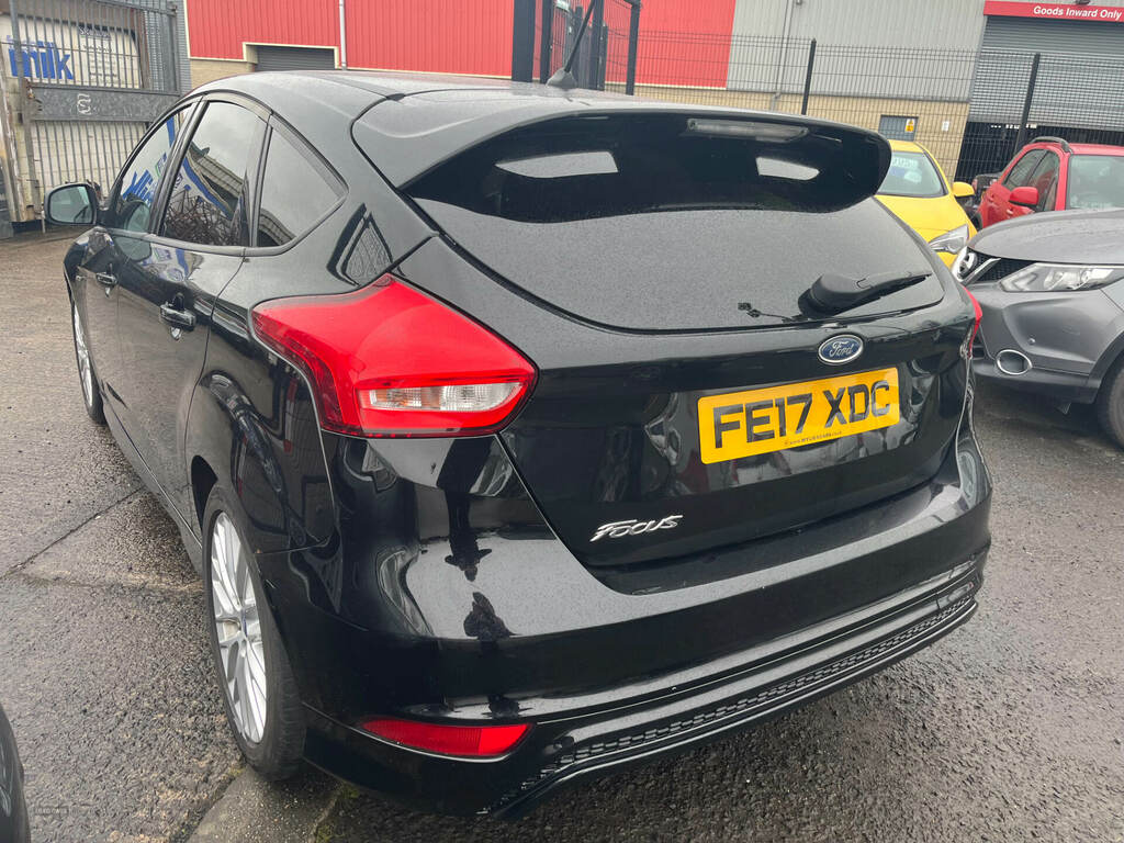 Ford Focus 1.5 Tdci 120 St-line FE17XDC Black #5