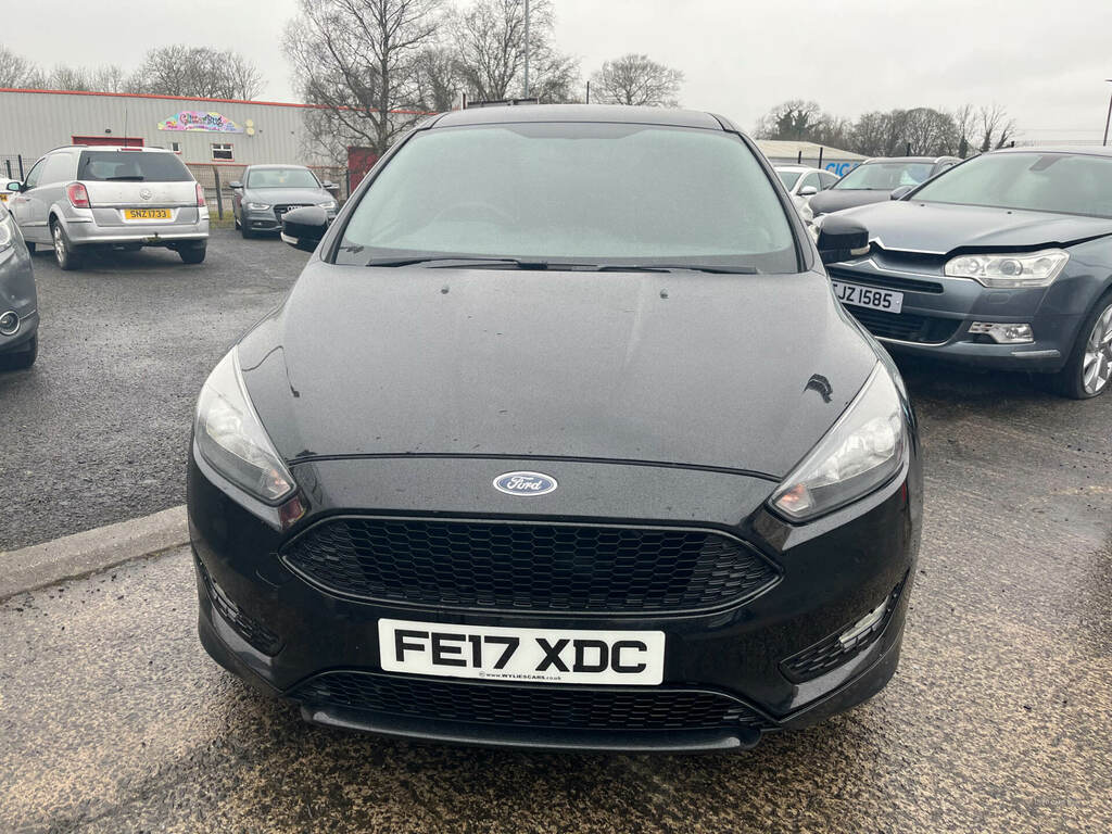 Ford Focus 1.5 Tdci 120 St-line FE17XDC Black #2
