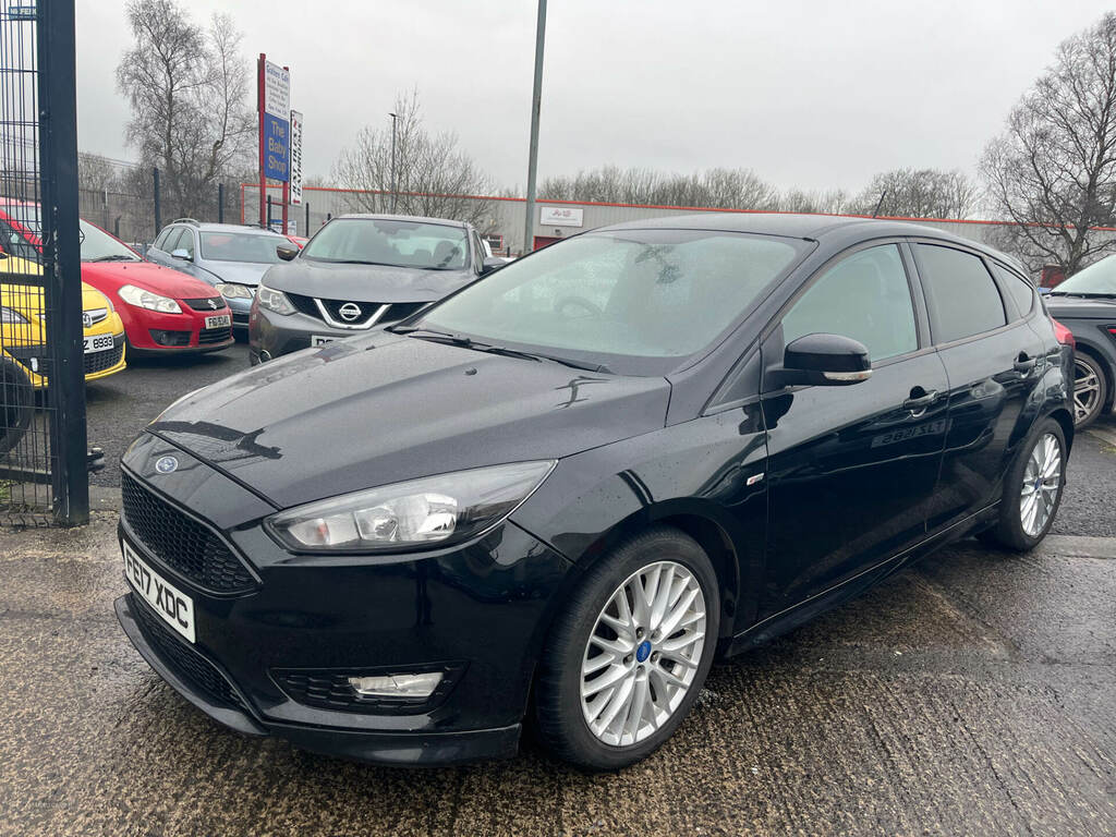 Ford Focus 1.5 Tdci 120 St-line FE17XDC Black #3