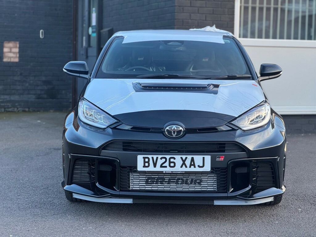 Toyota Yaris 1.6T Gr Aero Performance Awd Euro 6 Black #3