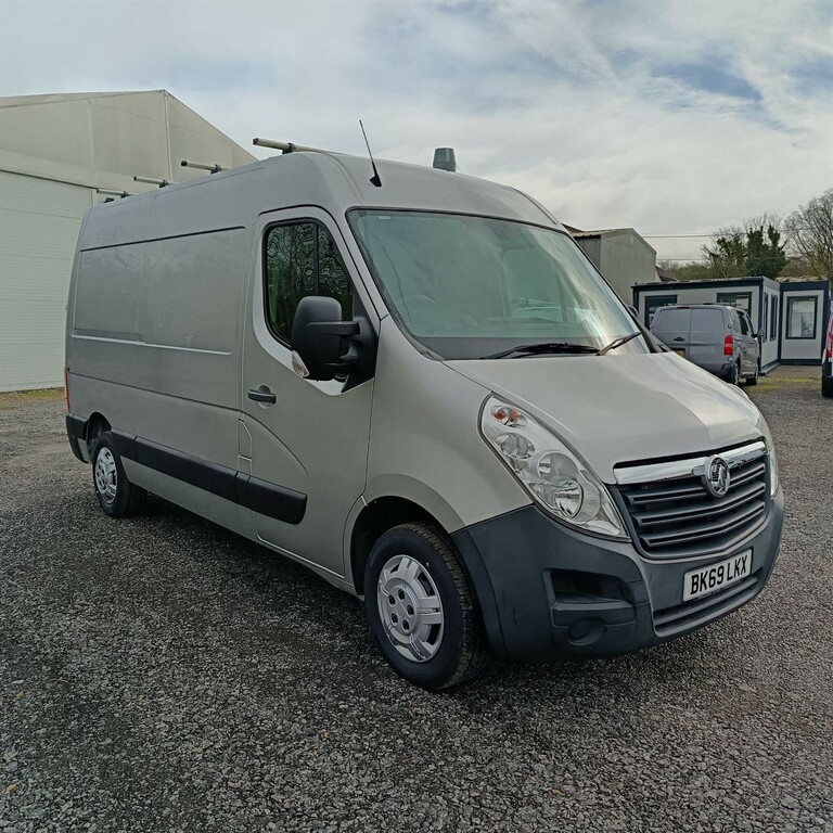Vauxhall Movano L2h2 F3300 Pv
