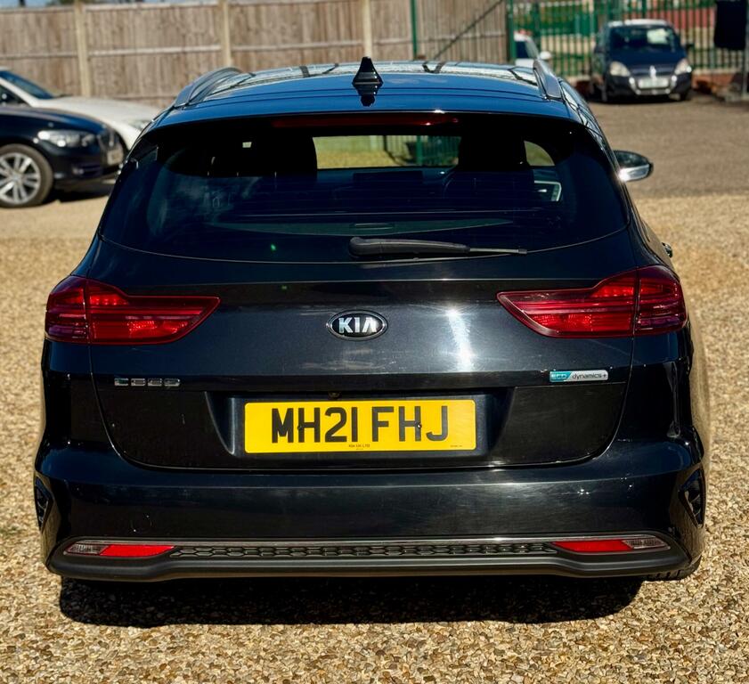 Kia Ceed 1.6 Crdi Mhev 2 Sportswagon Euro 6 Ss MH21FHJ Black #6