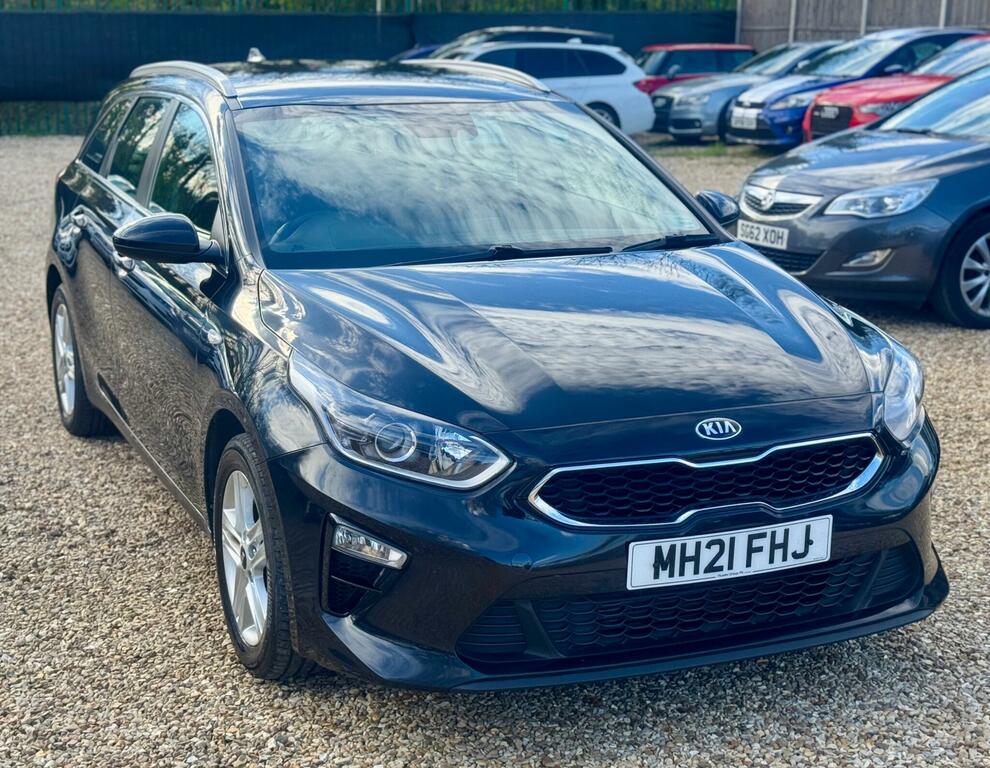 Kia Ceed 1.6 Crdi Mhev 2 Sportswagon Euro 6 Ss MH21FHJ Black #2