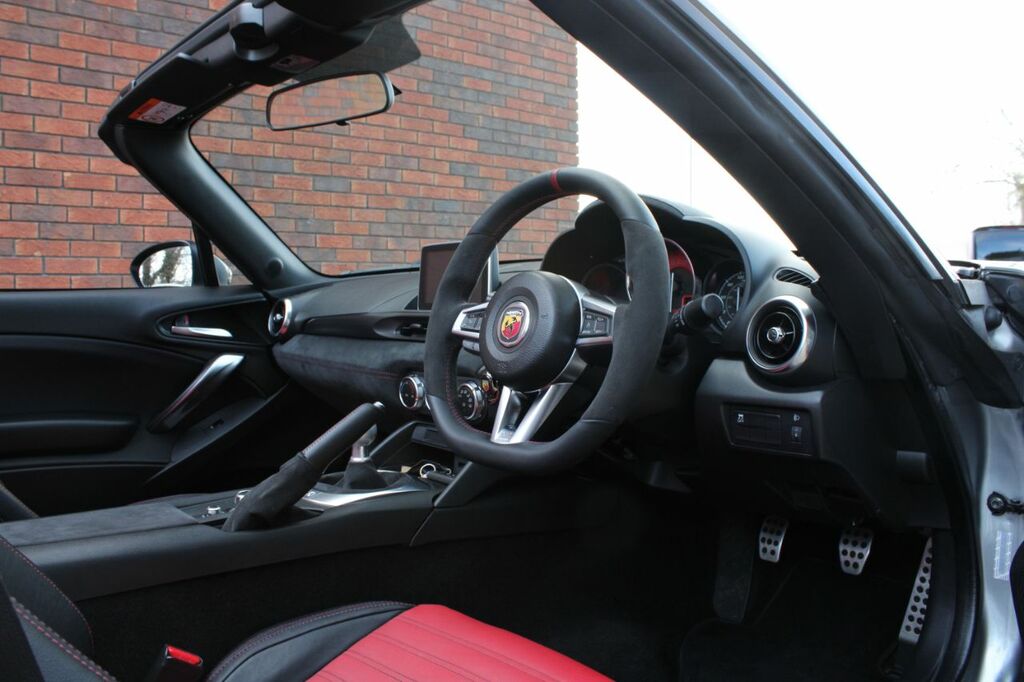 Abarth 124 Spider 1.4 Multiair Euro 6 - 2018 18 KN18LFU Grey #5