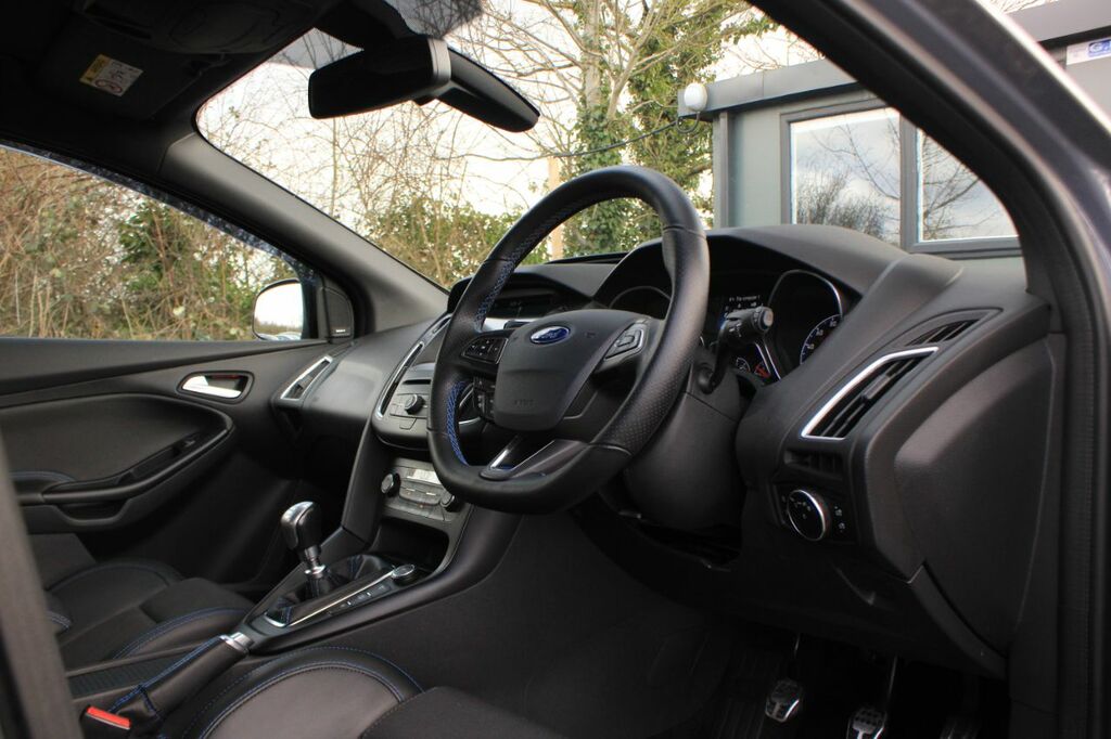 Ford Focus 2.3T Ecoboost Rs Awd Euro 6 Ss - 2018 67 YJ67NWZ Grey #5