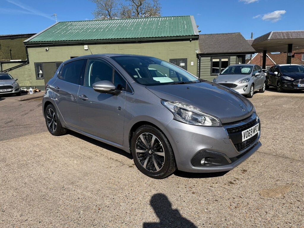 Peugeot 208 1.2 Puretech 82 Tech Edition Start Stop Grey