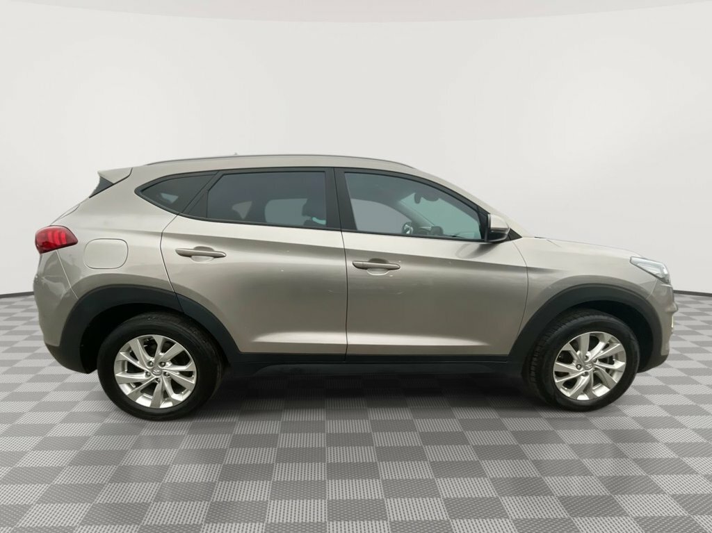 Hyundai Tucson 1.6L Se Nav CF19HLO White #5