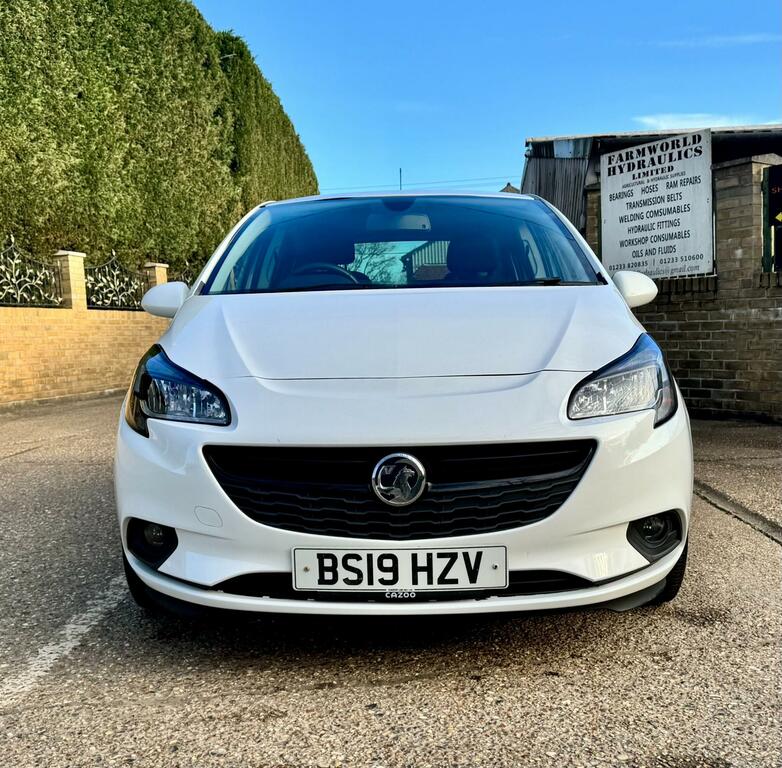 Vauxhall Corsa 1.4I Ecotec Griffin Hatchback BS19HZV White #3
