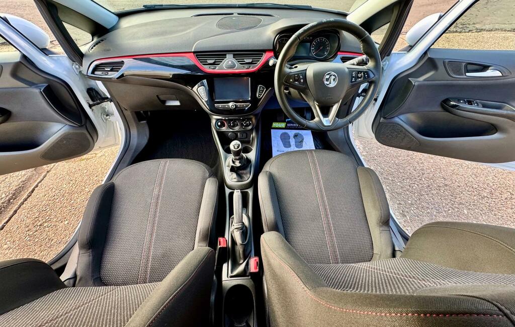 Vauxhall Corsa 1.4I Ecotec Griffin Hatchback BS19HZV White #2