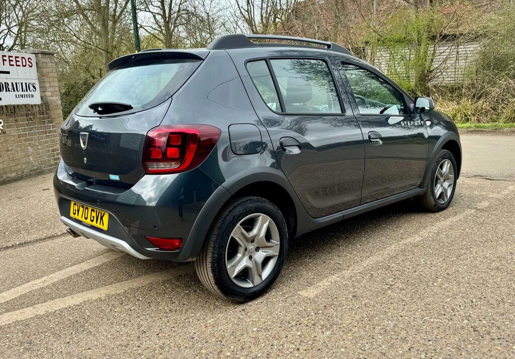 Dacia Sandero Stepway 1.0 Tce Comfort Hatchback GV70GVK Grey #4