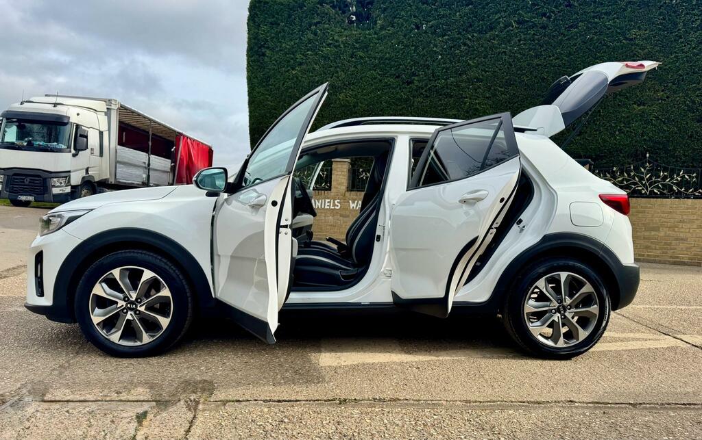 Kia Stonic 1.0 T-gdi 3 Suv GV19RAU White #5