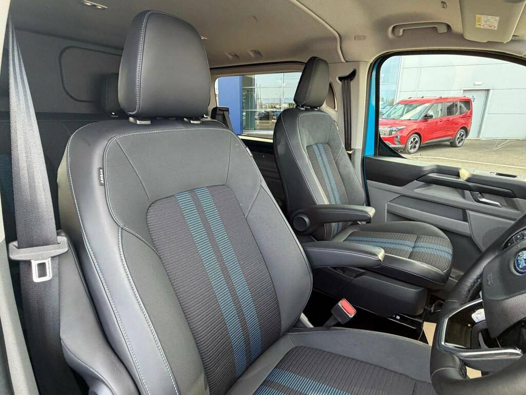 Ford Transit Custom 320 2.0 Ecoblue 170Ps L1 Double Cab Sport CE25SON Blue #4