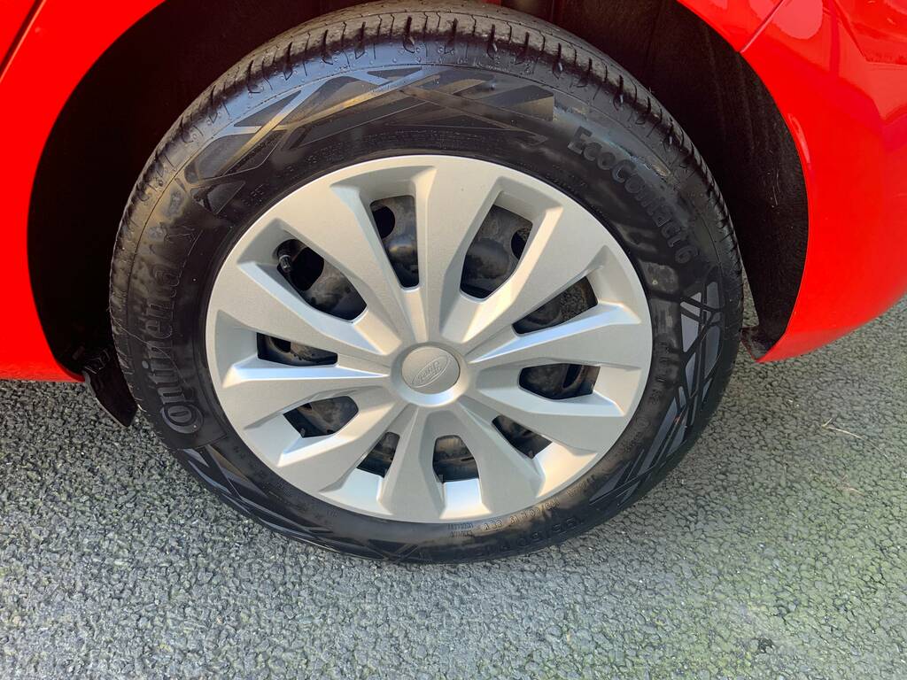 Ford Fiesta Trend 1.0 Ecoboost 100Ps CX72VGU Red #3
