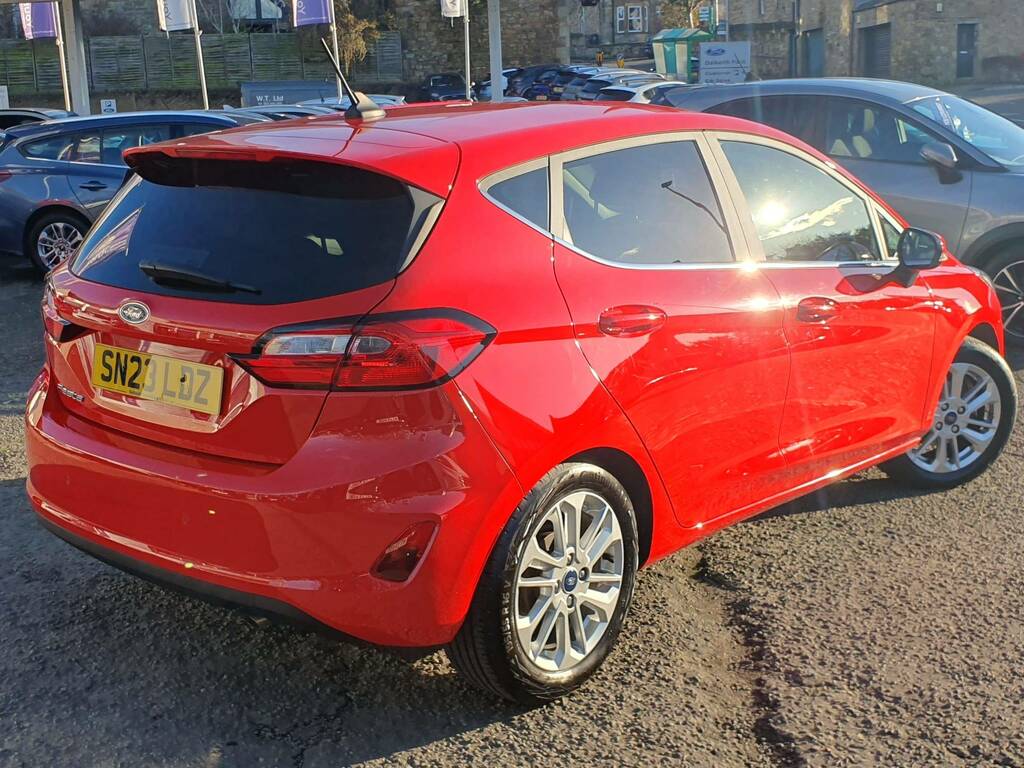 Ford Fiesta Titanium 1.0 100Ps SN23LDZ Red #3