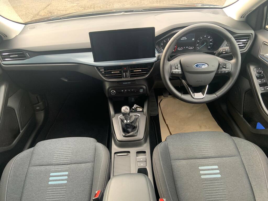 Ford Focus Active 1.0 Ecoboost 125Ps SL23YOK Black #3