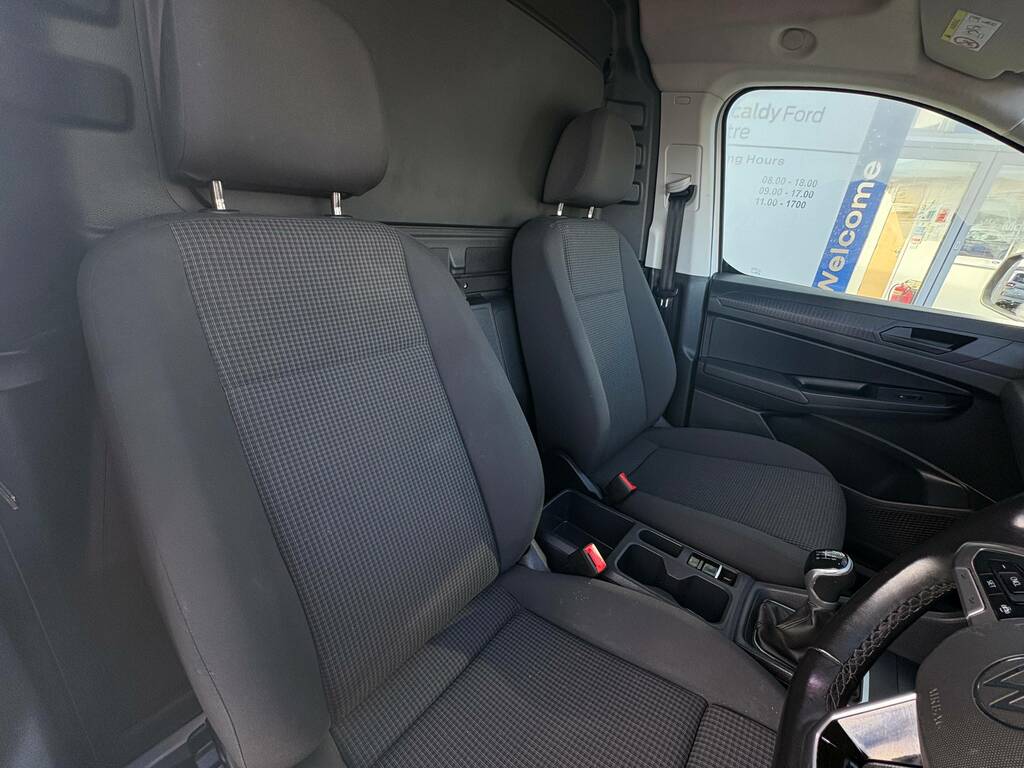 Volkswagen Caddy 2.0 Tdi 102Ps Commerce Plus GK23OVM White #3