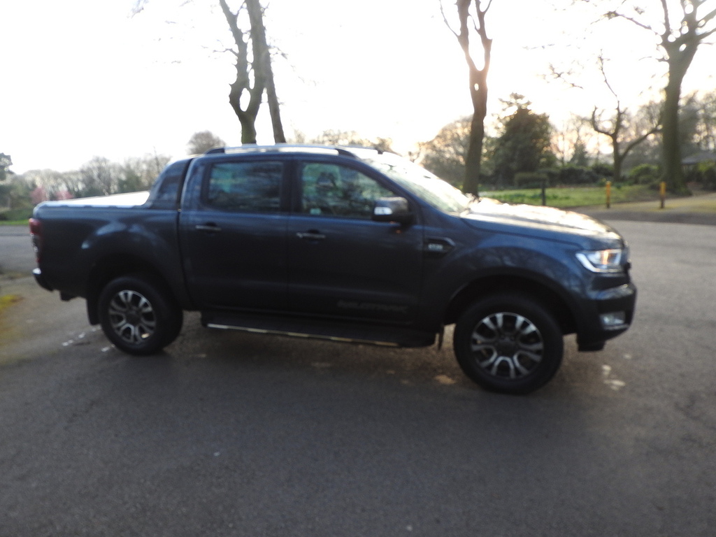 Ford Ranger 3.2 Tdci Wildtrak Pickup Double Cab Aut Grey