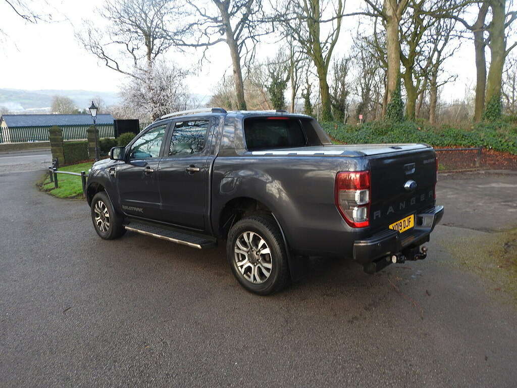 Ford Ranger 3.2 Tdci Wildtrak Pickup Double Cab Aut YO19DJF Grey #5